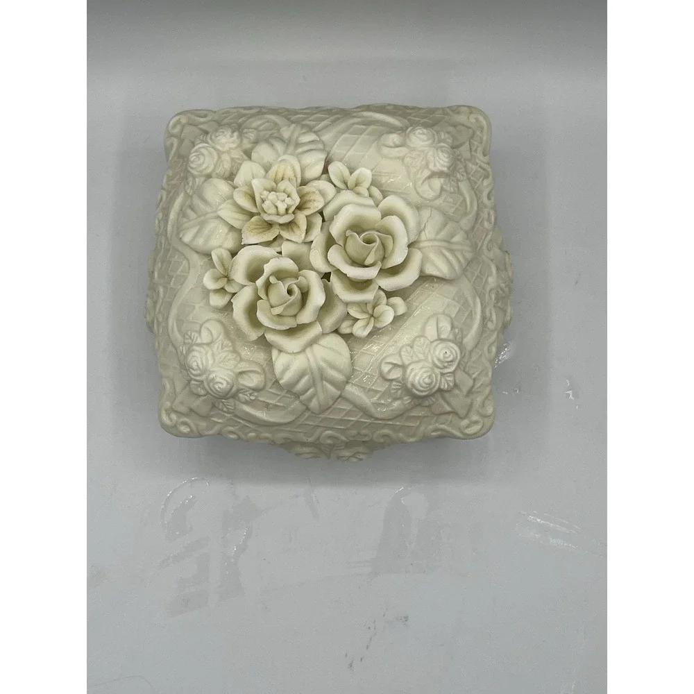 Vintage Ornate Victorian Bisque Keepsake Trinket Box Detailed